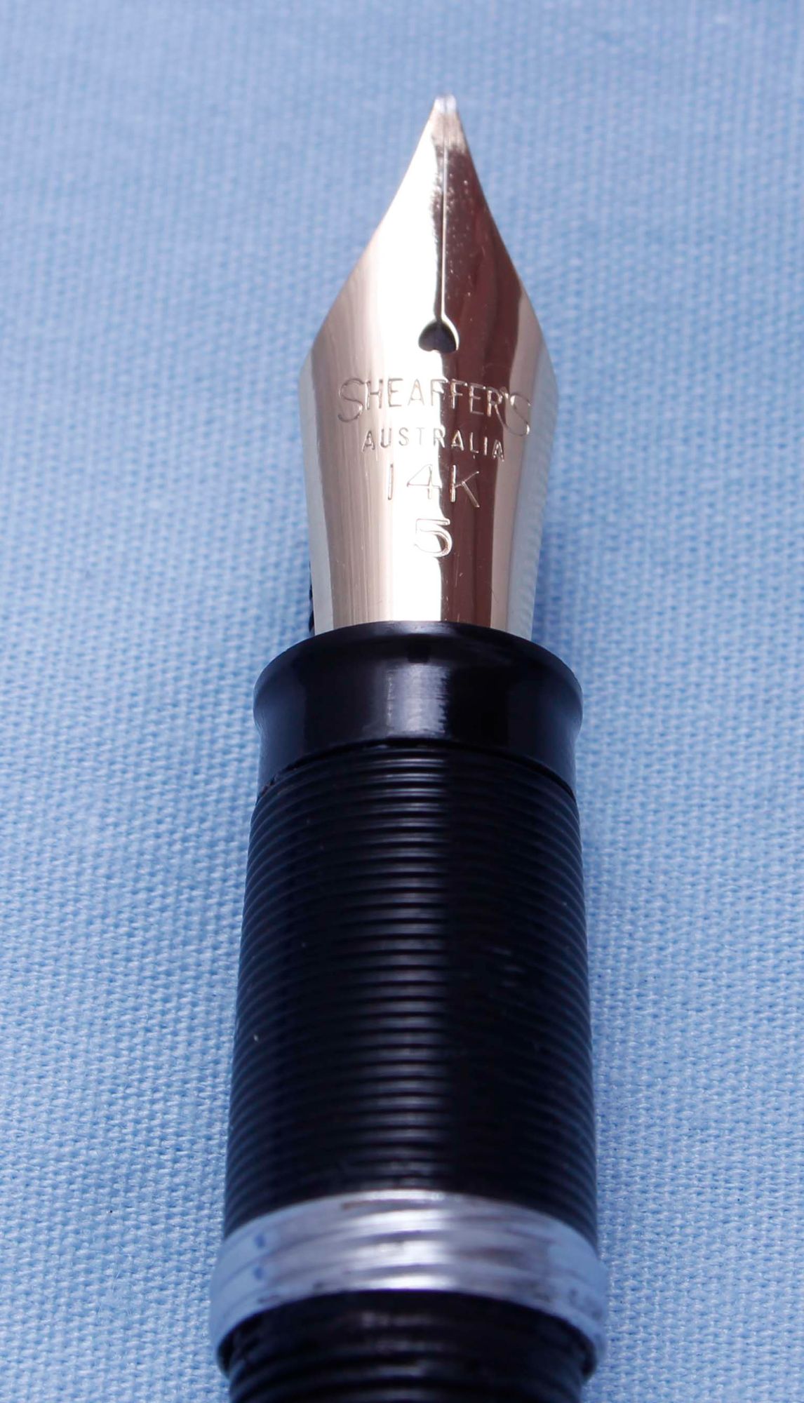 N680 - Sheaffer Snorkel Fine Nib