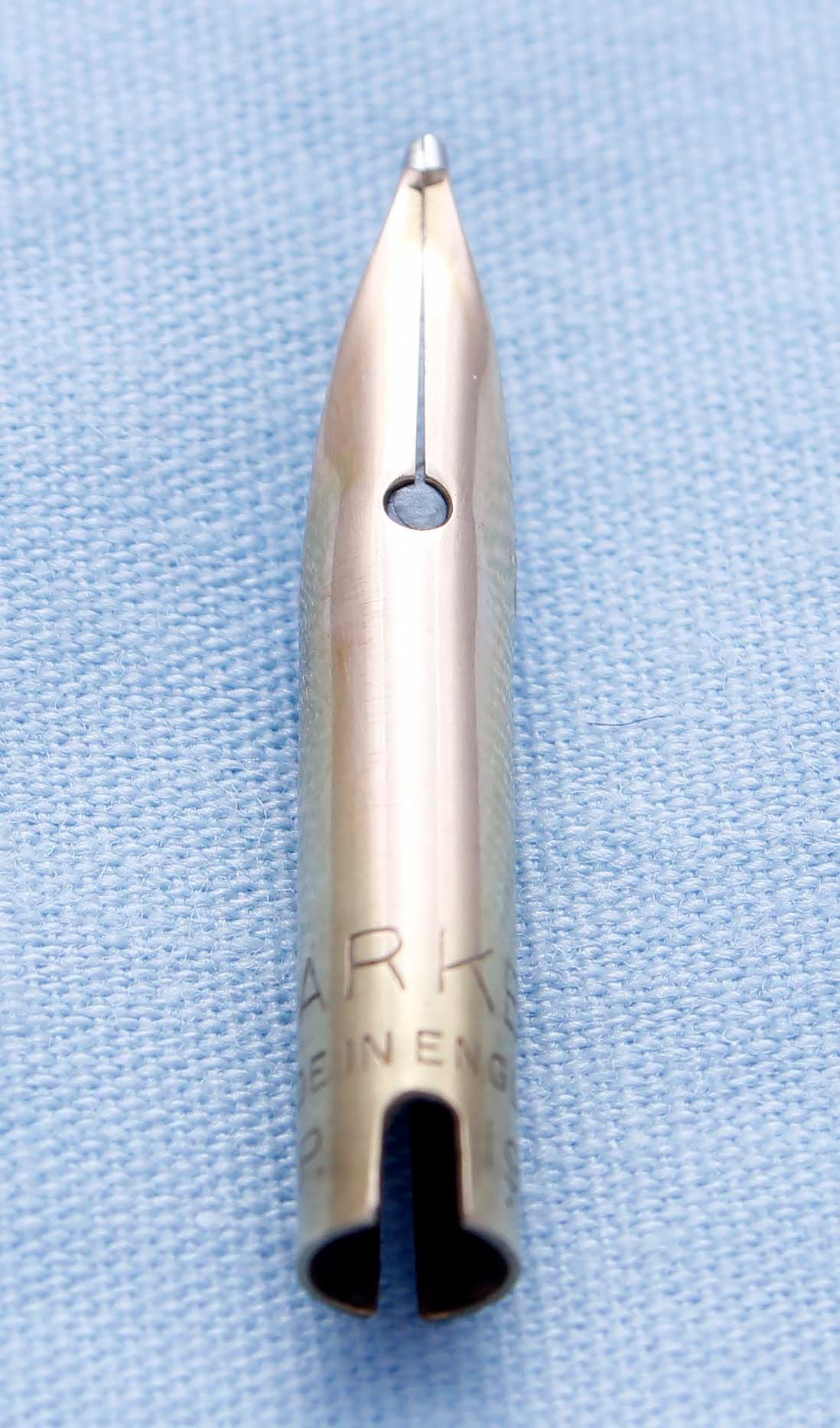 N693 Parker 51 Broad Nib