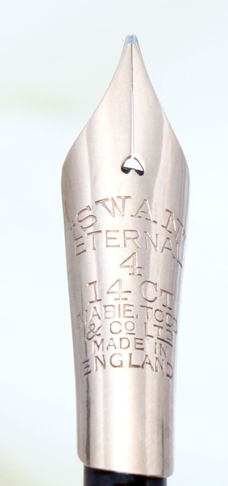 N869 - Swan #4 Eternal Fine Nib