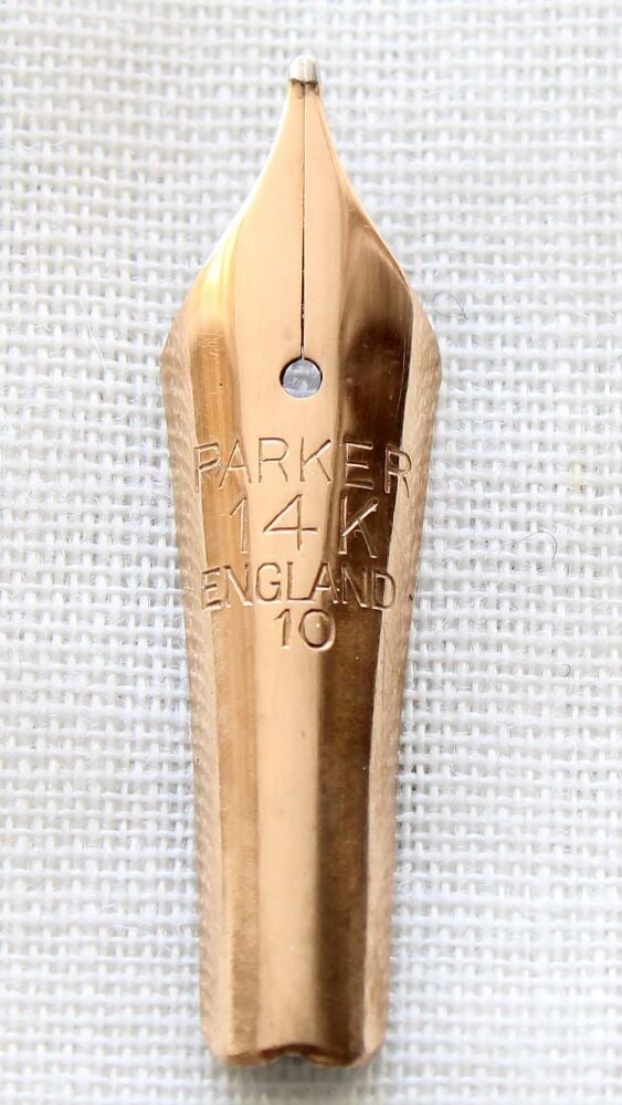 N981- Parker Duofold #10 Medium Nib