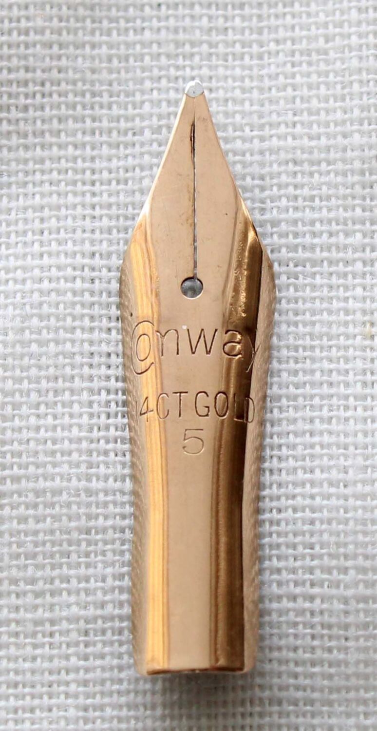 N1013  - Conway Stewart Medium Nib