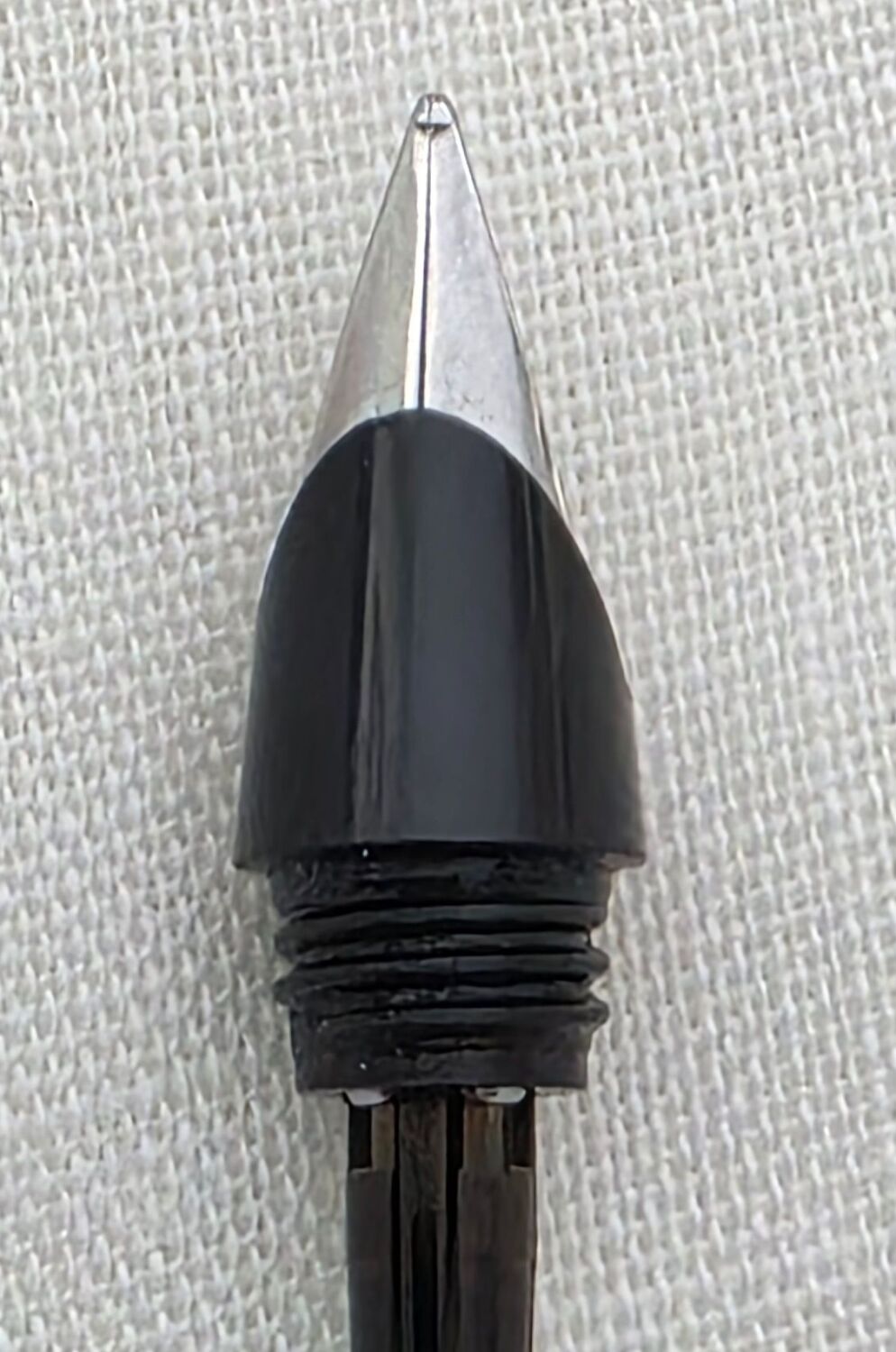 N1042 - Parker 45 Fine Nib