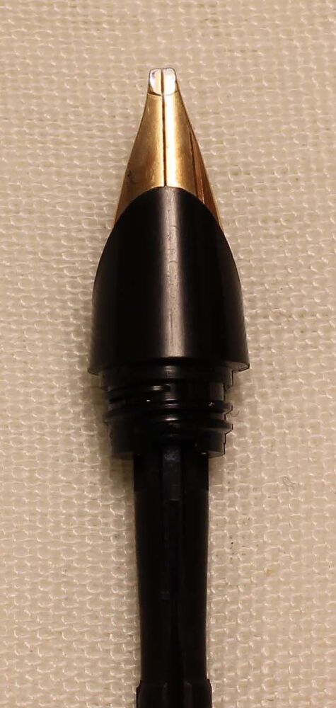 N1036 - Parker 45 Broad 14ct Nib.