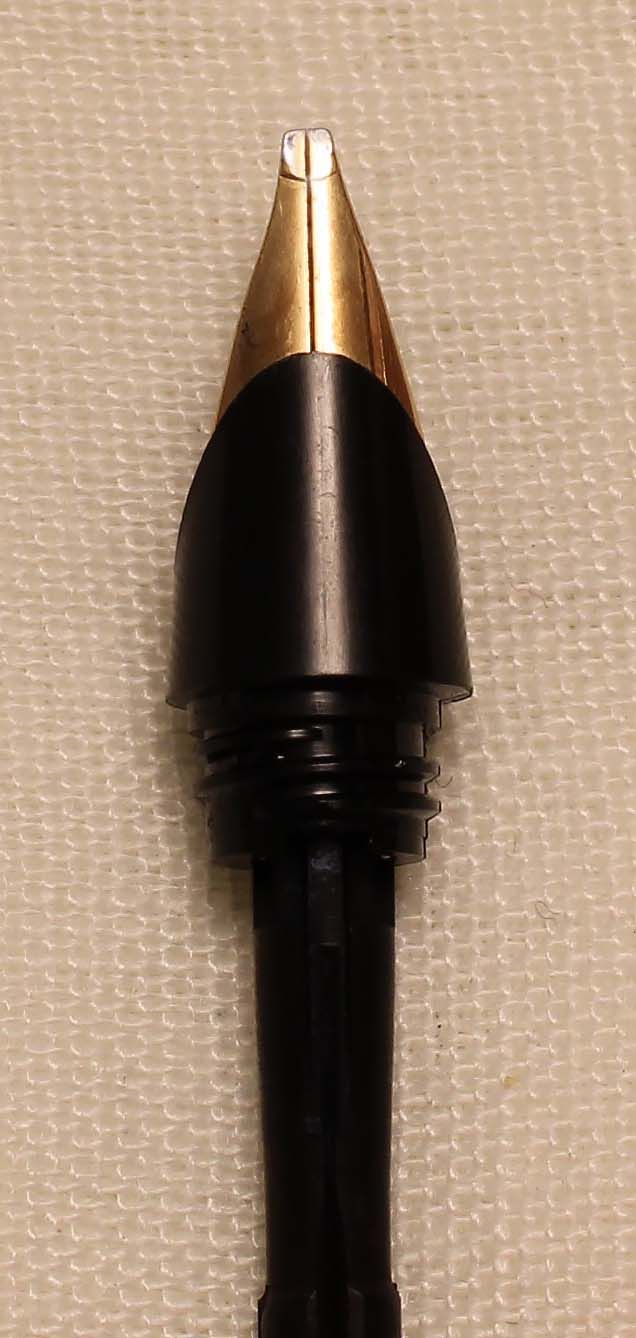N1036 - Parker 45 Broad 14ct Nib.