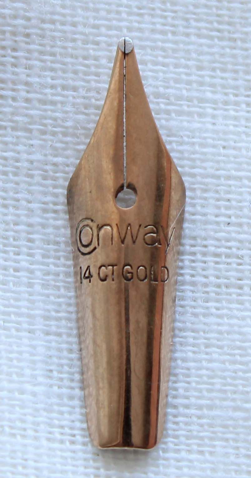N1229 - Conway Stewart Dinkie Medium Nib