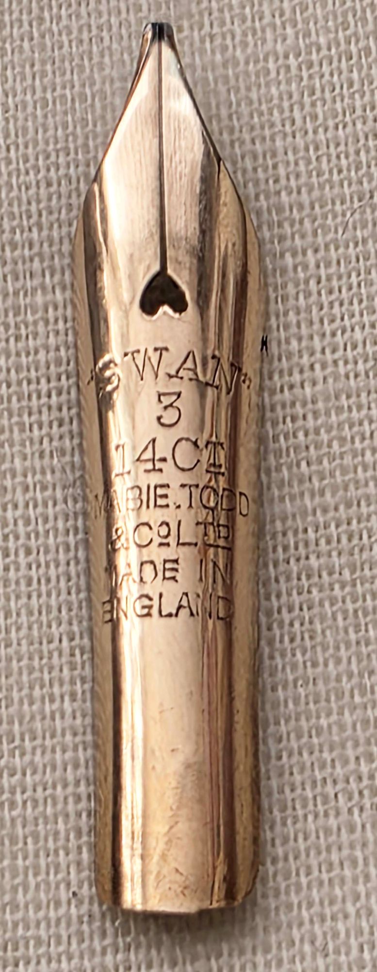 N1149 - Swan No.3 Broad Nib