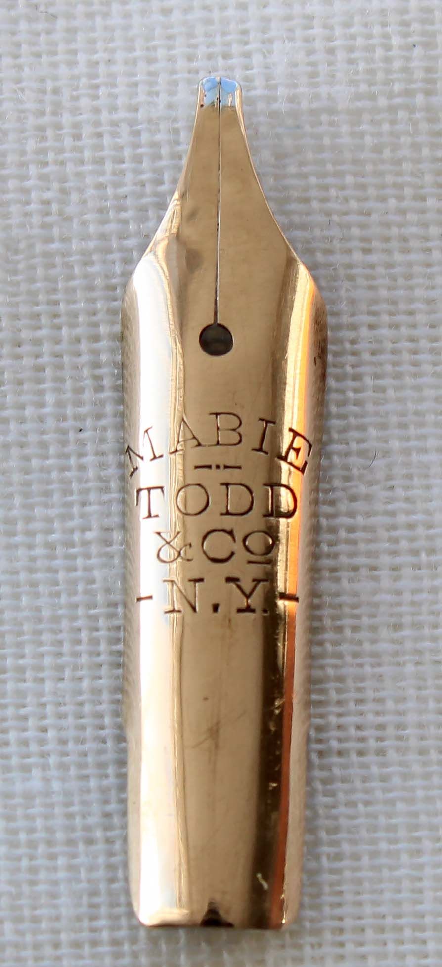 N1183 -Mabie Todd New York Double Broad Italic Nib