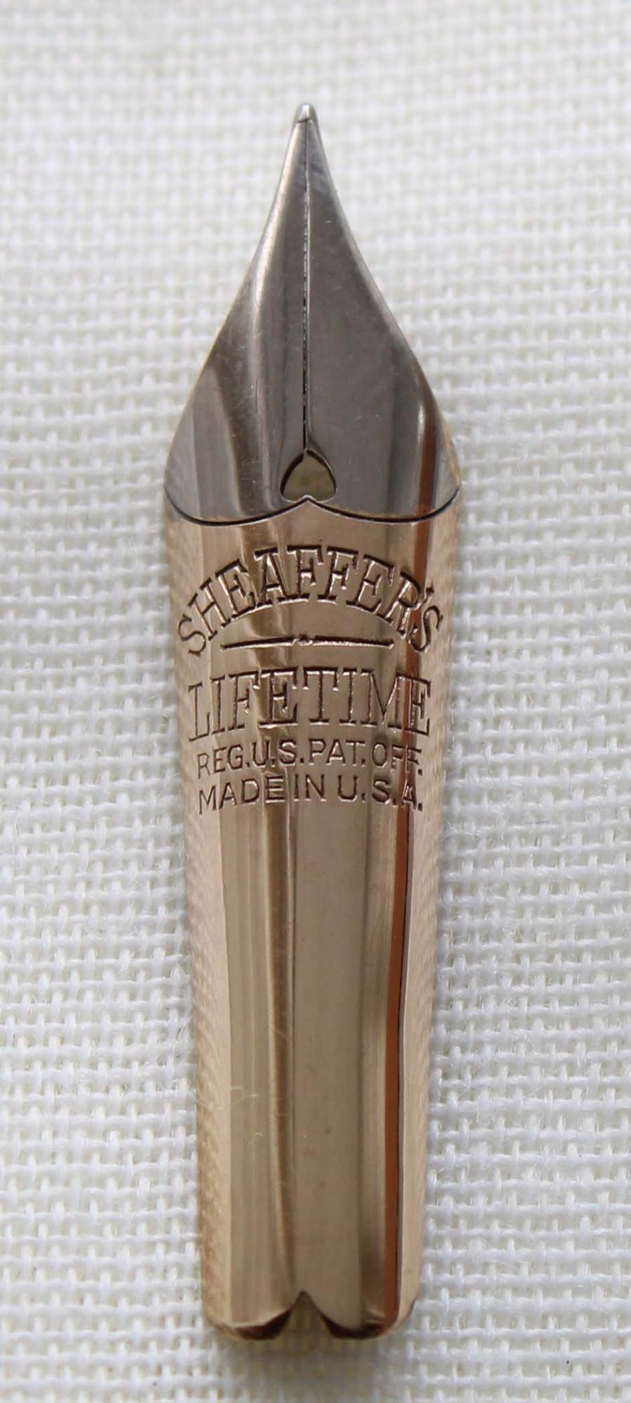 N1194  - Sheaffer Lifetime Medium Nib