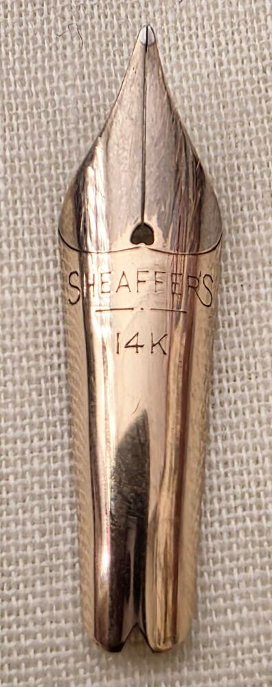 N1143 - Sheaffer Snorkel 2-Tone Medium Stiff Nib