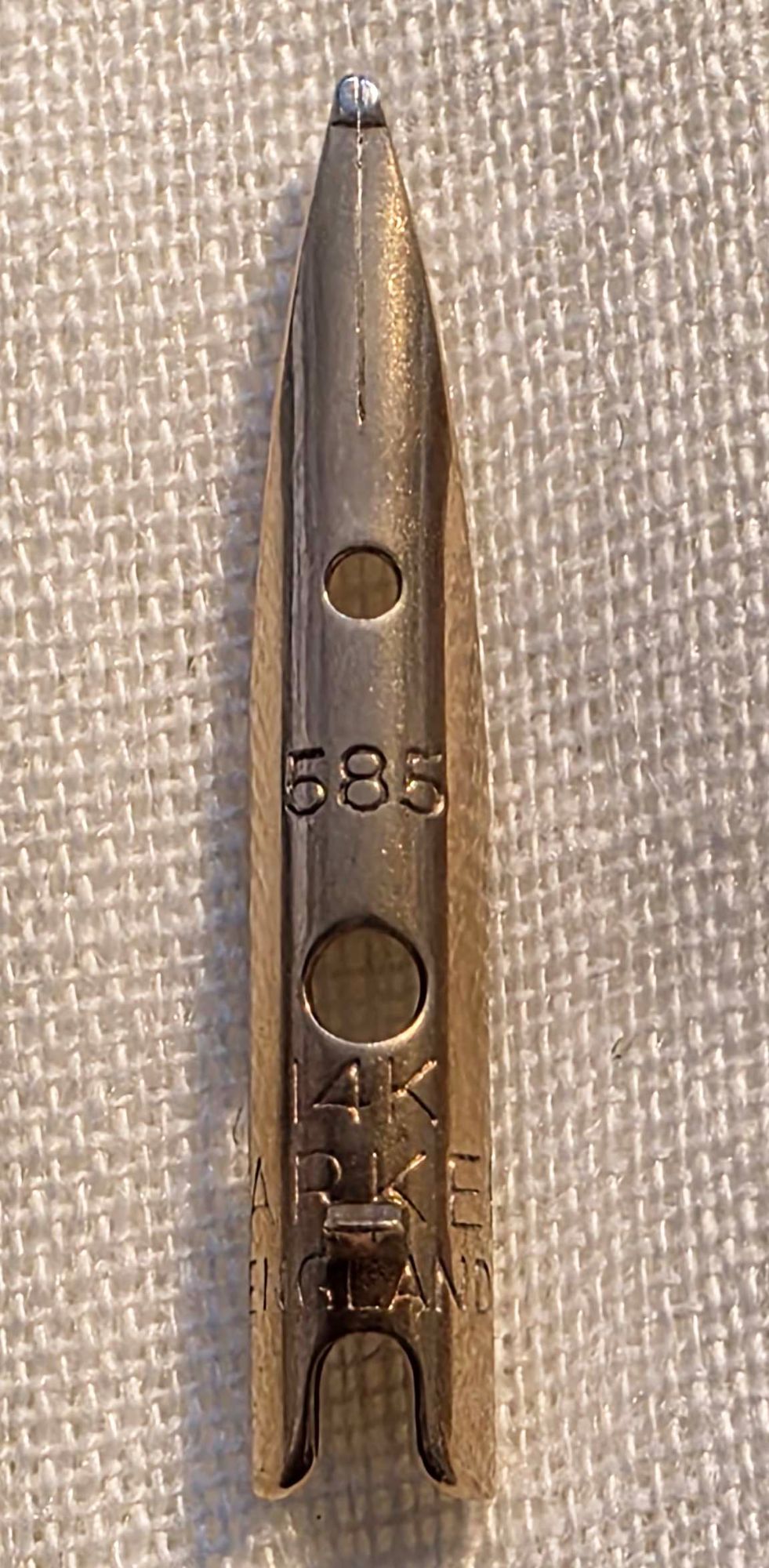 N1165 - Parker 61 Broad Nib