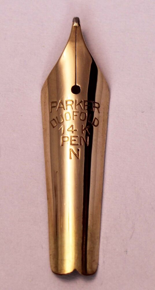 N1137- Parker Duofold/Victory Newhaven Medium Nib