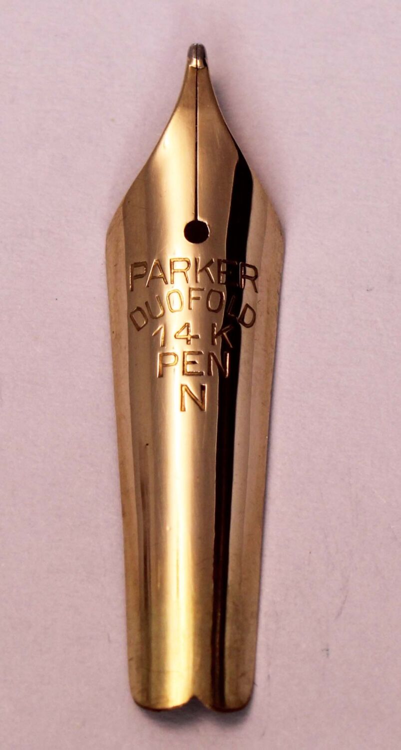 N1137- Parker Duofold/Victory Newhaven Medium Nib