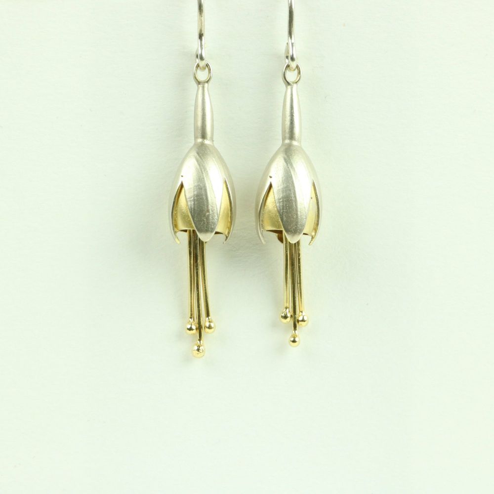Fuchsia Medium Drop Earrings