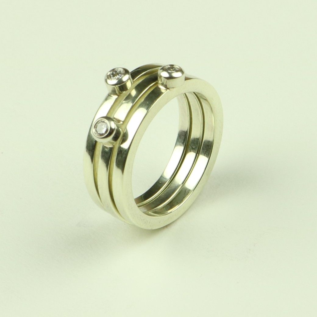 Gold Rings with Diamonds
