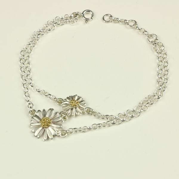  Light Bracelet with Two Daisies