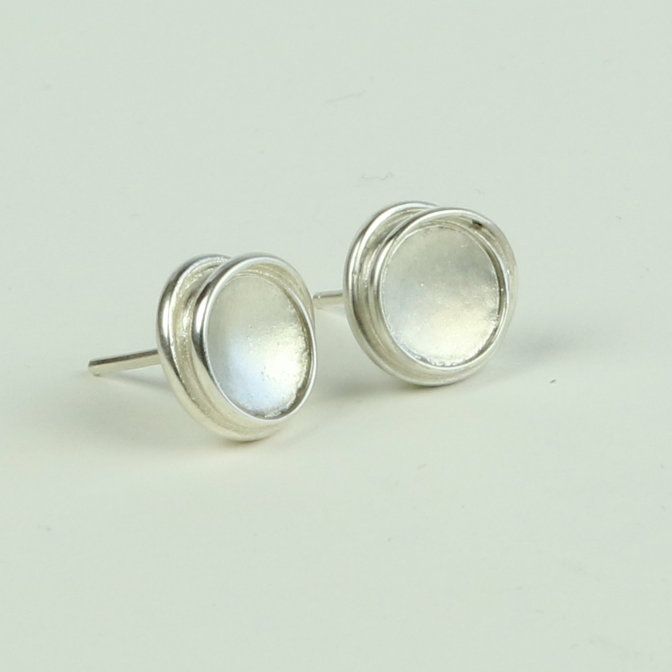 Medium Stud Earrings WES 2