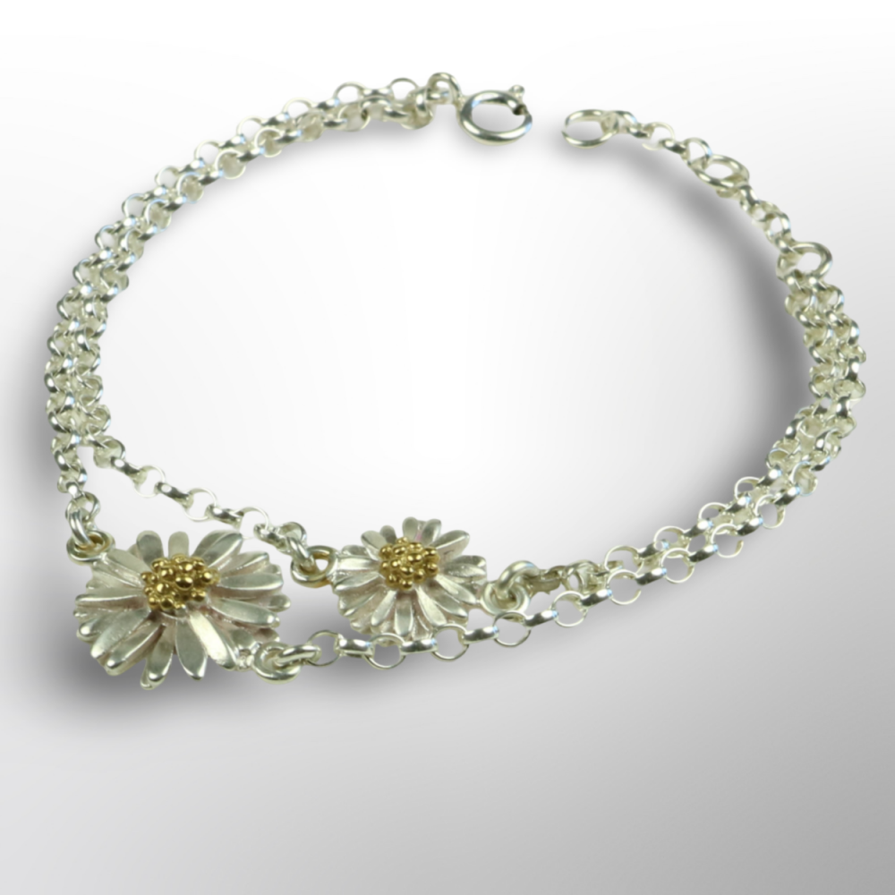 Light Bracelet with Two Daisies