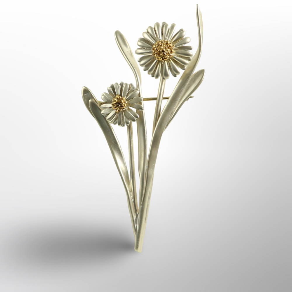 Brooch with Leaves and Daisies  DBR 2
