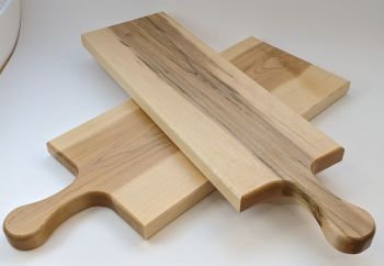 Maple edge grain board with handle
