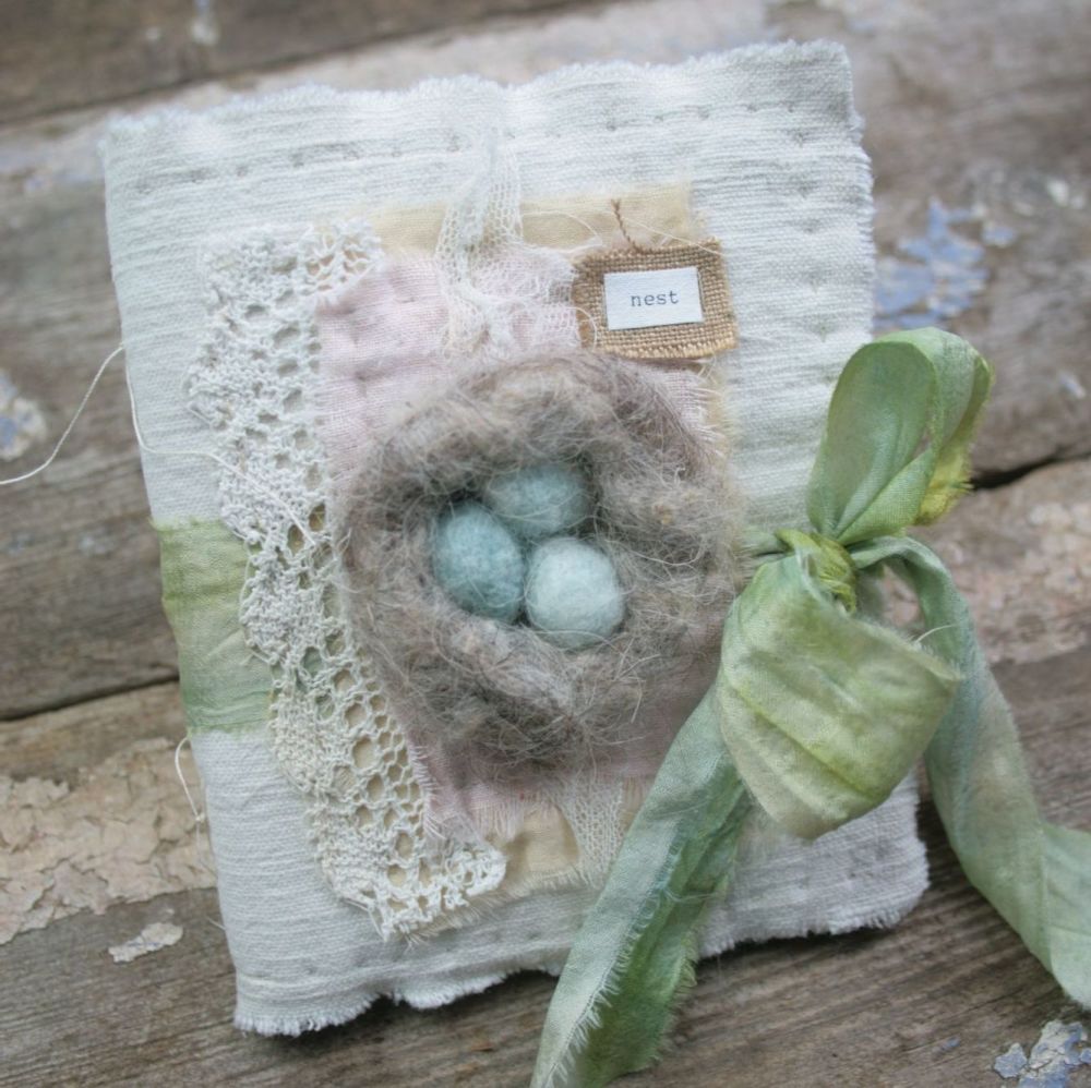 Textile Needle Book Nest I