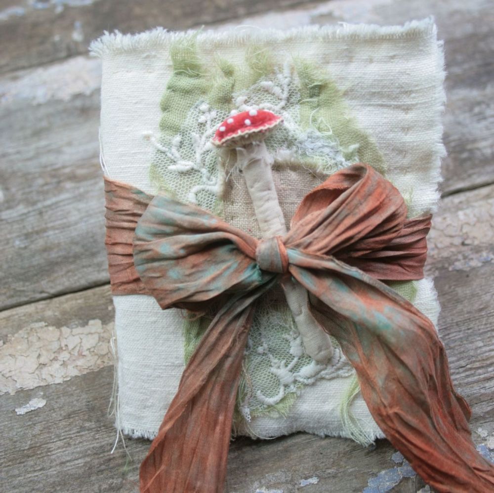 Textile Needle Book Toadstool H