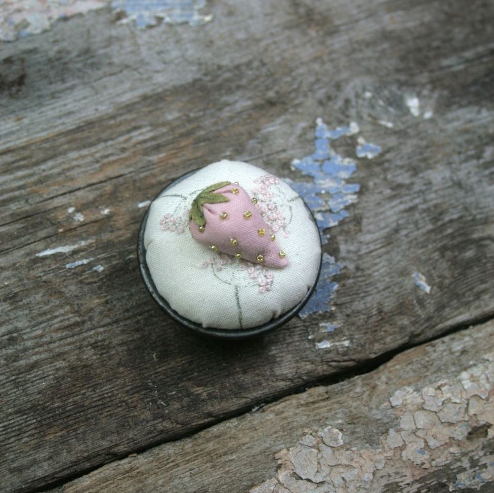 Mini Tin Pincushion H