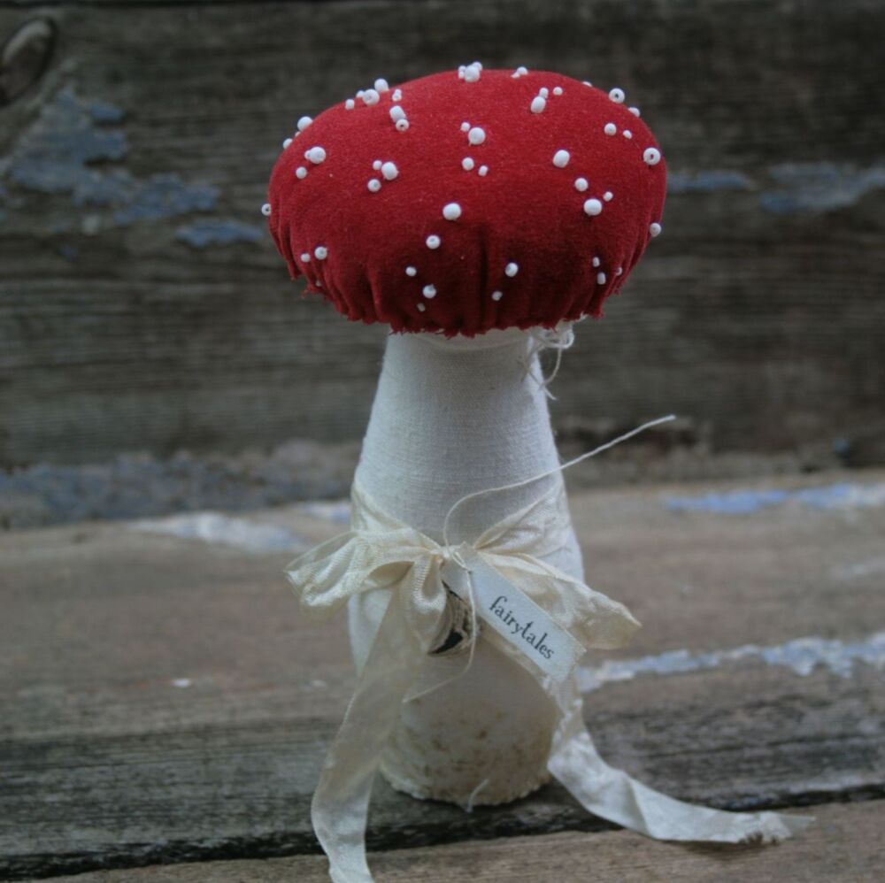 Small Single Fly Agaric G