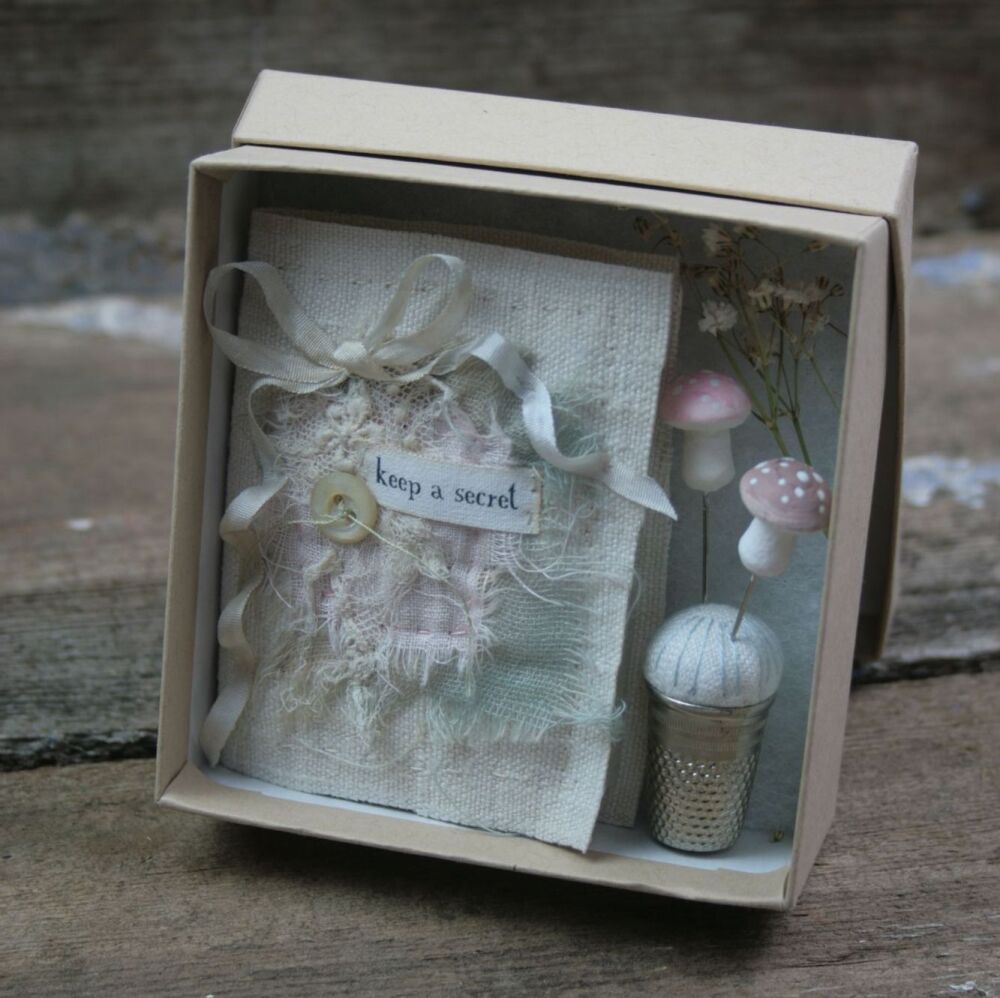 Needlebook and Pincushion Gift Set B