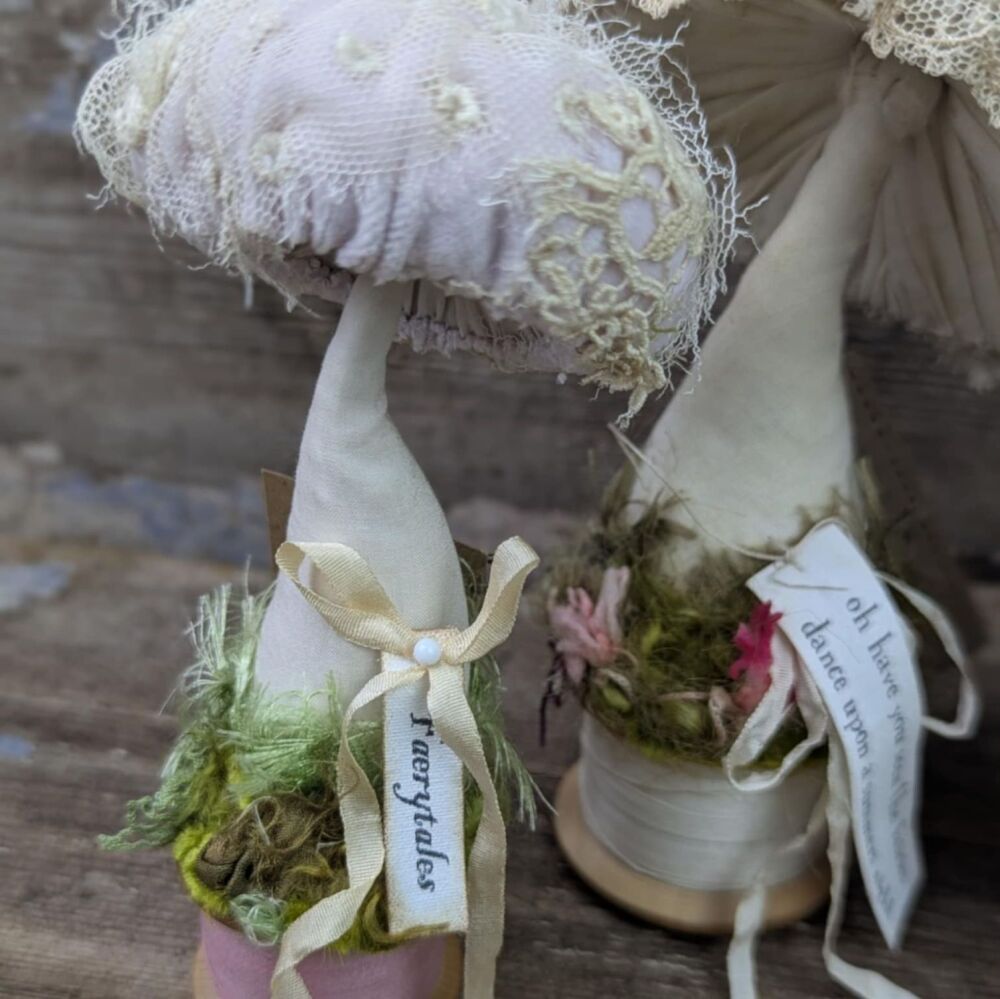 Very Pale Dusky Pink Velvet toadstool 1