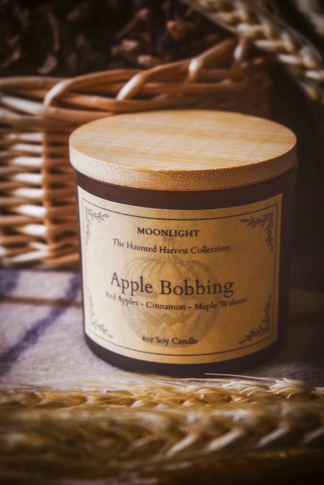 Apple Bobbing - 4oz Soy Candle