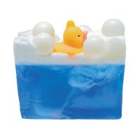 Bomb Cosmetics | Pool Party Soap Bar with Ducky Toy (100g) (Fresh Cotton)