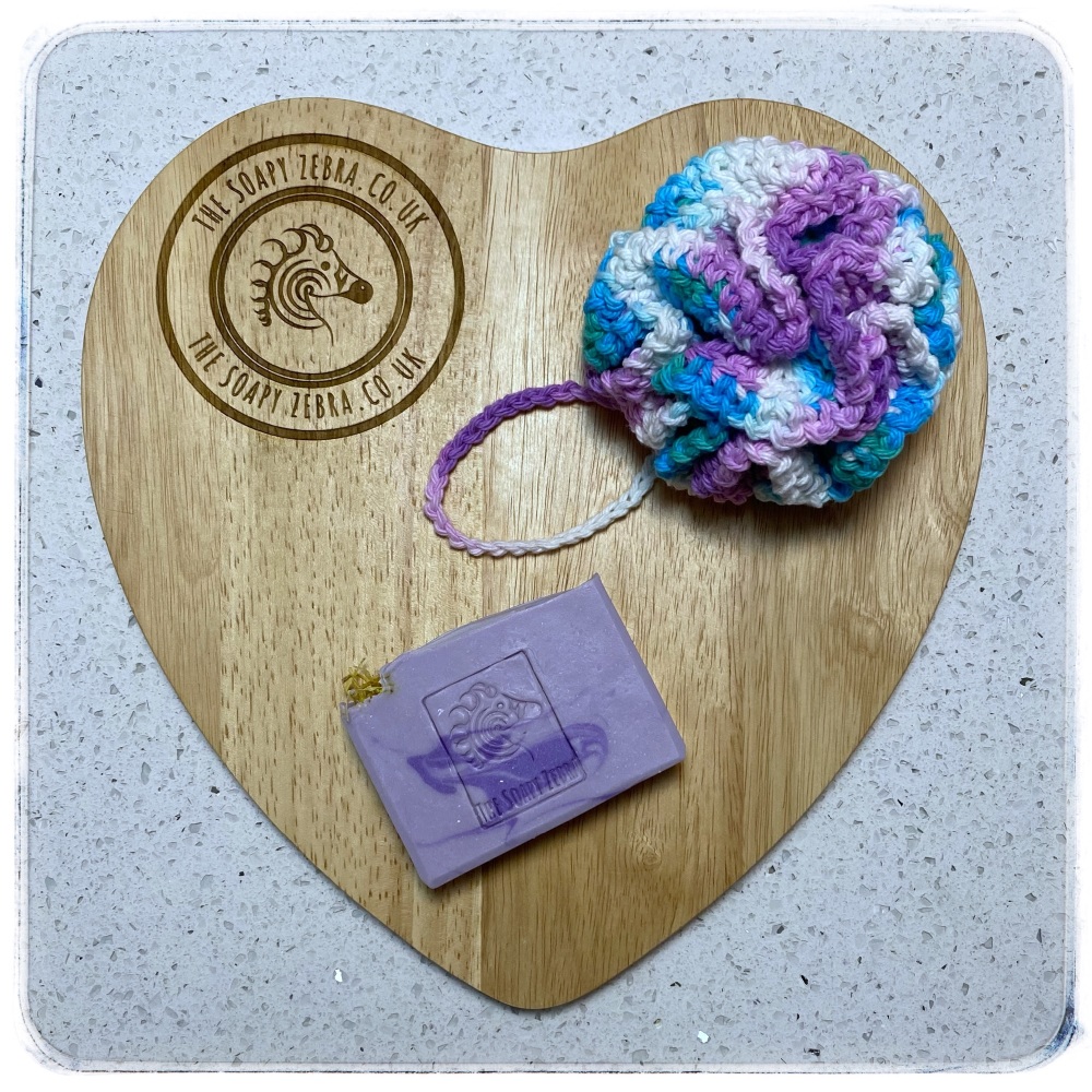 Lavender Musk Soap and Bath Puff Duo
