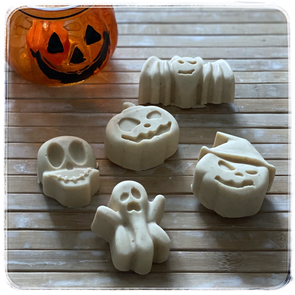 October Mini Trick or Treat Eco-Box Collection