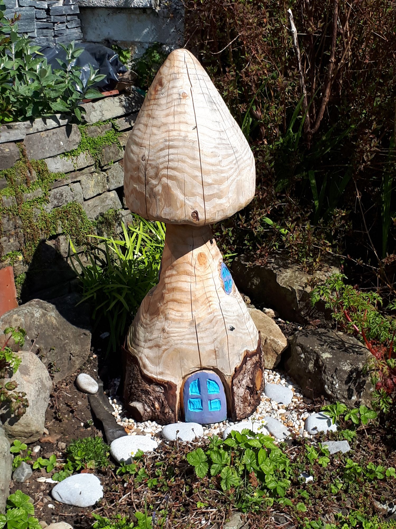 fairy mushroom_wildboar carvings