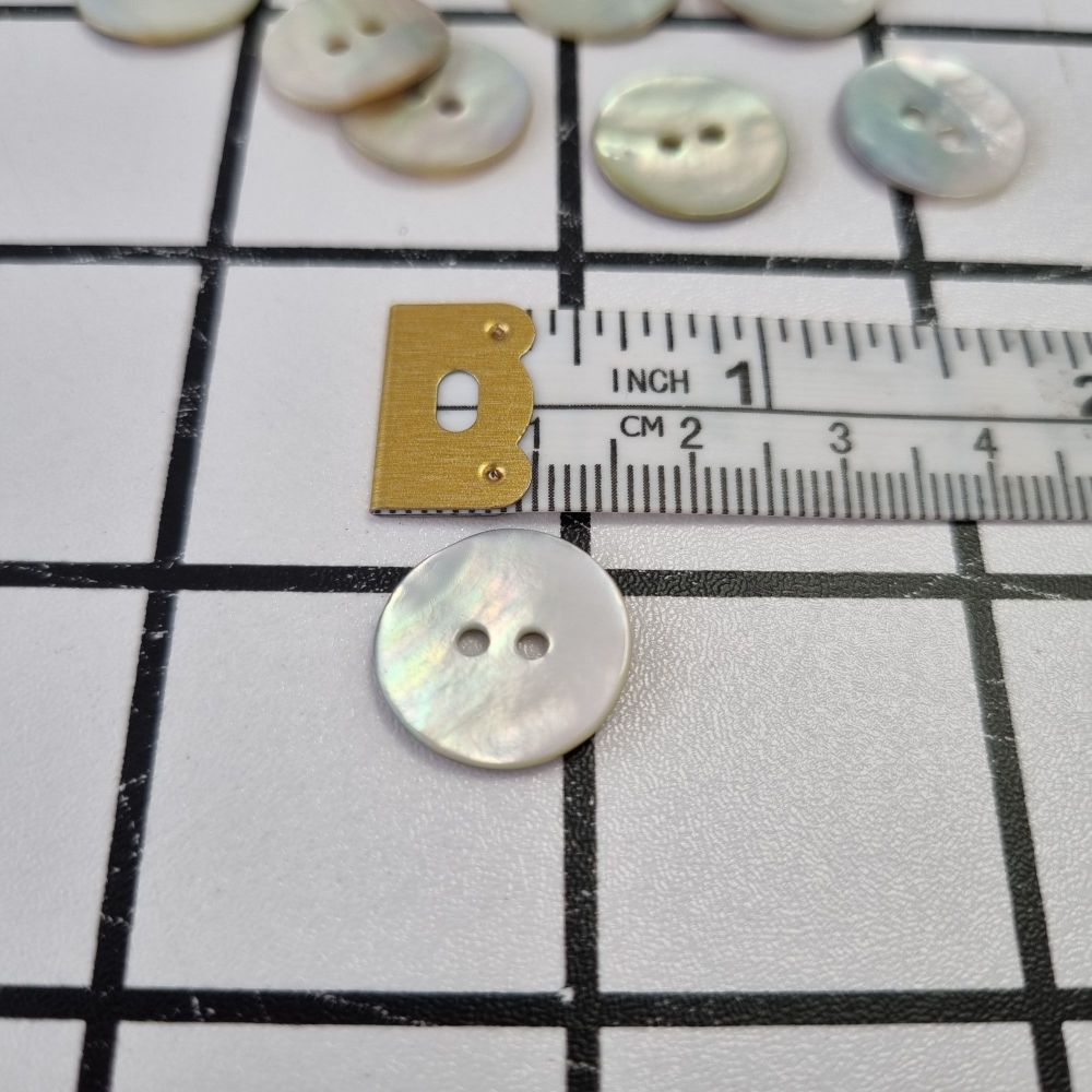 15mm Shell Buttons - Natural
