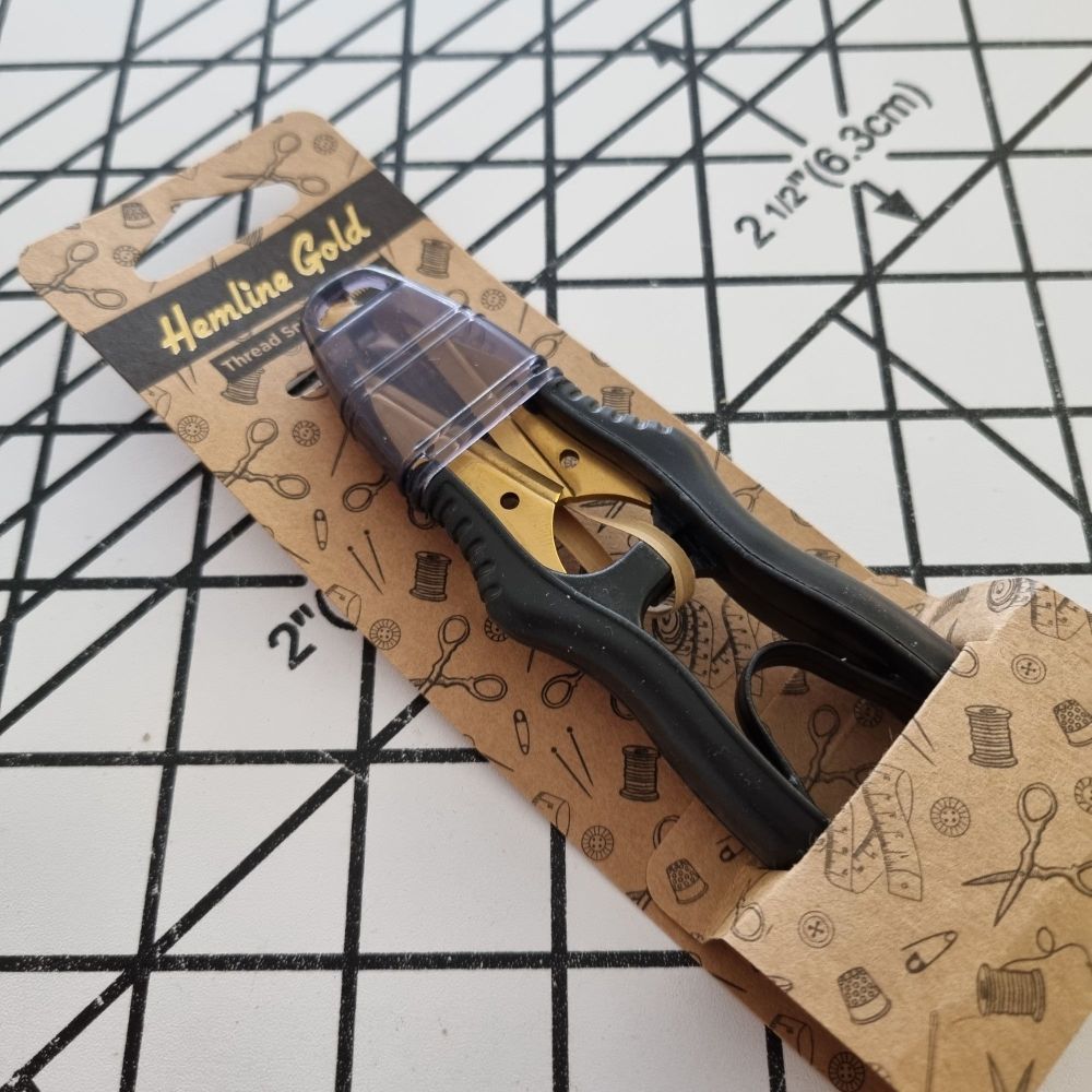 Hemline Gold Thread Snips