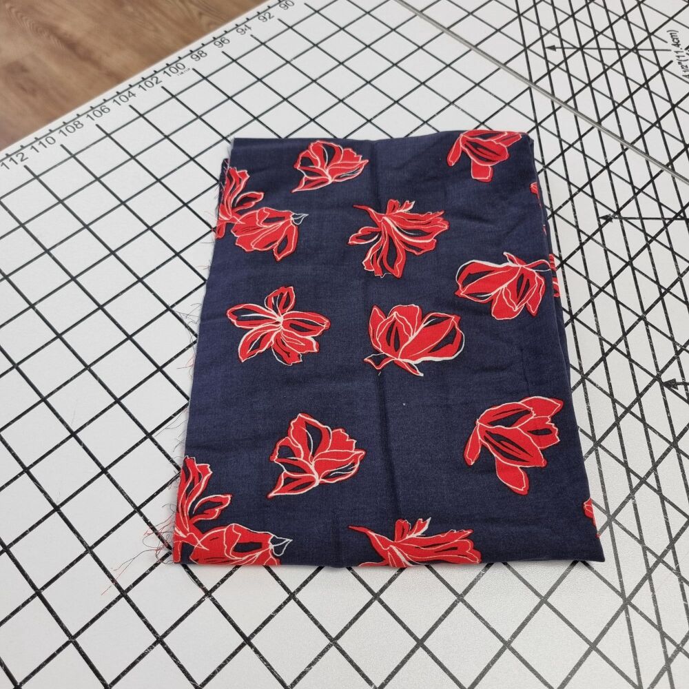 Red Lily on Navy Viscose - REMNANT - 33cm x 144cm