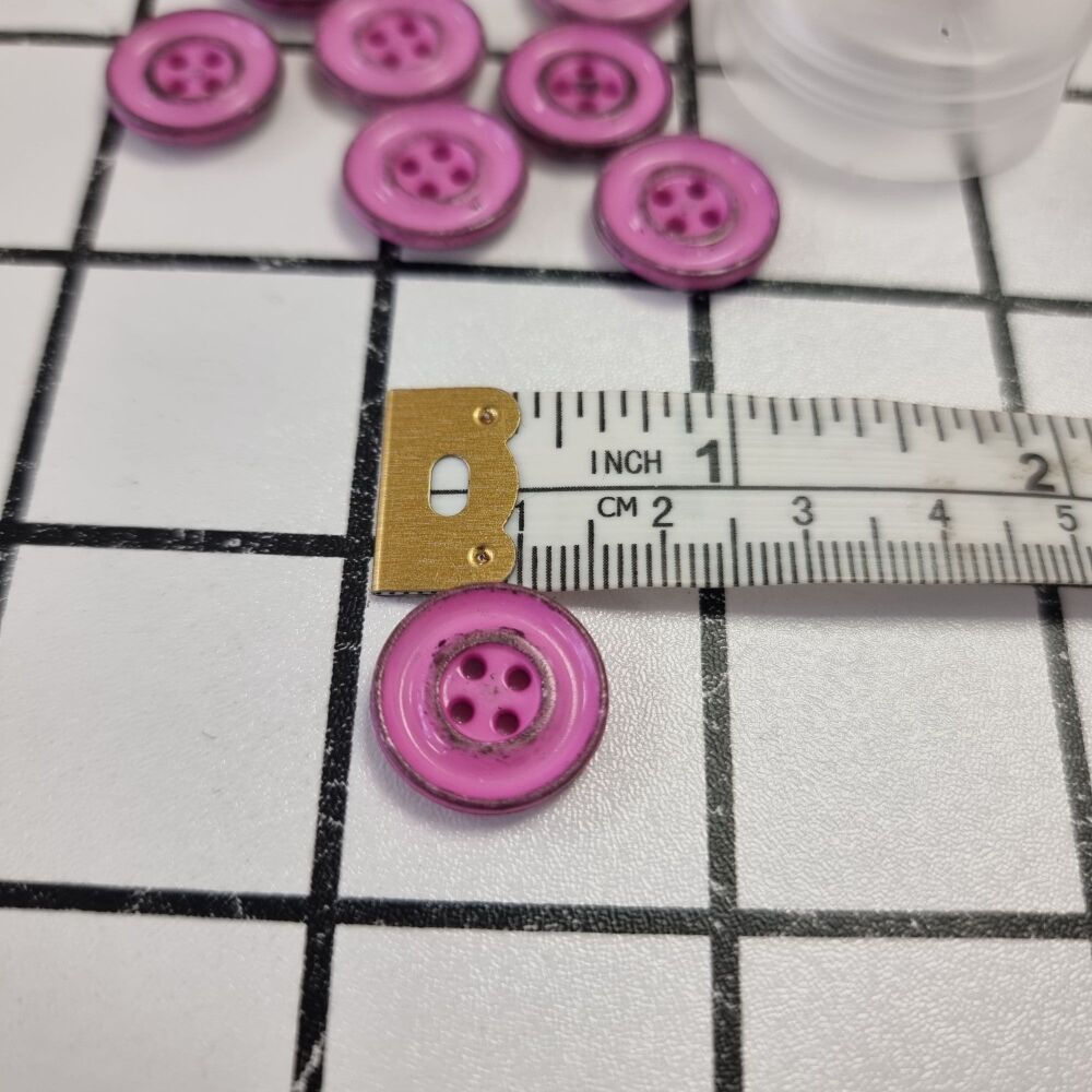 Pink - 15mm 4 Hole Italian Vintage Buttons