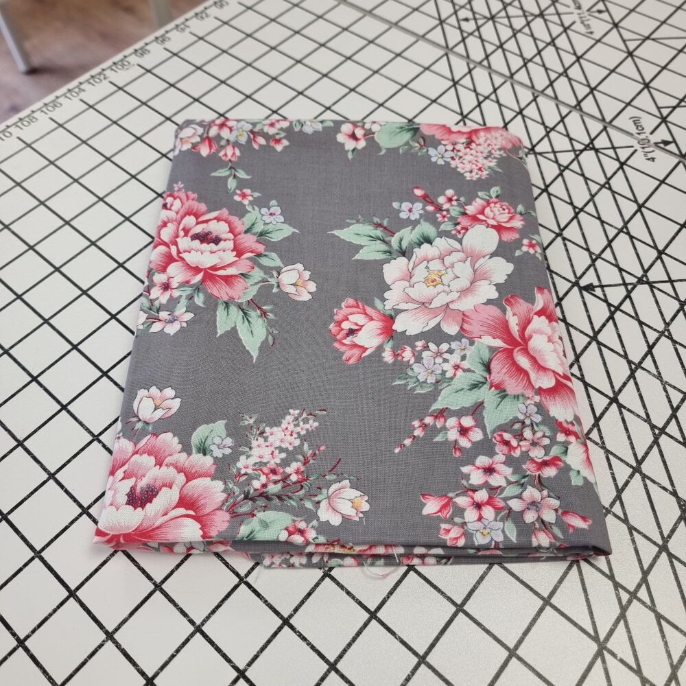 Ring A Roses Gutermann Cotton - REMNANT - 92cm x 150cm