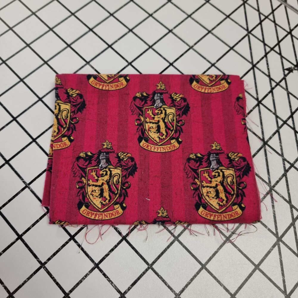 Harry Potter Gryffindor Cotton - FAT QUARTER - 45cm x 55cm