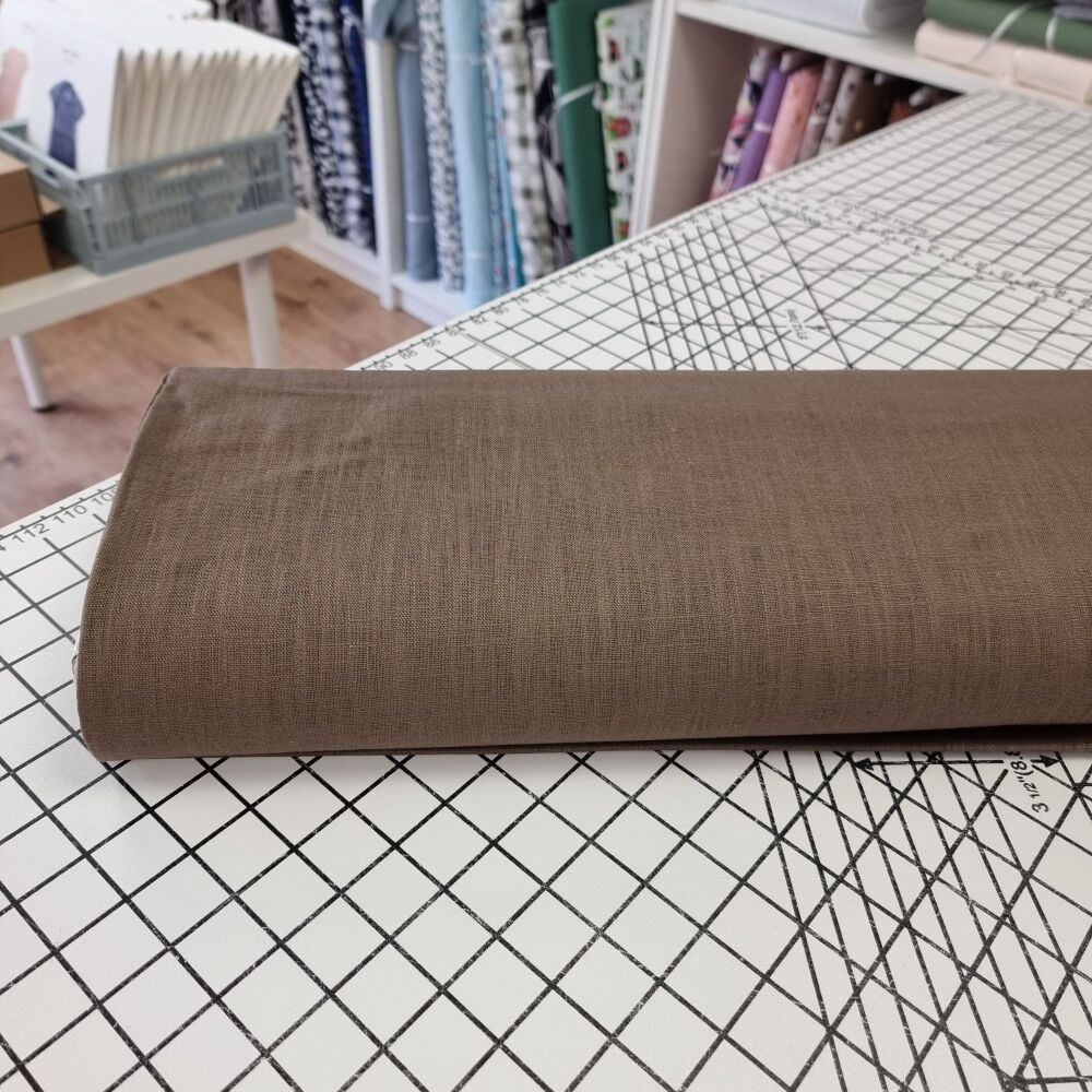 Walnut - Plain Linen
