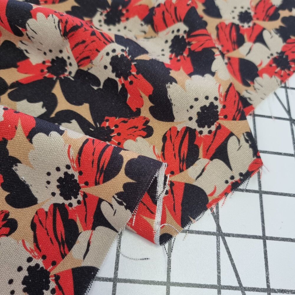 Graphic Flowers Viscose Linen - REMNANT - 182cm x 134cm