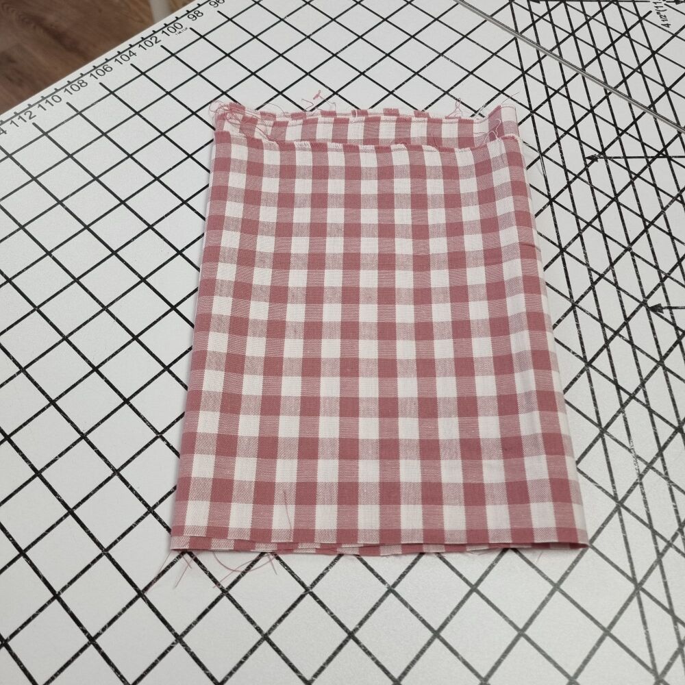 Pink Small Cotton Gingham - REMNANT - 20cm x 140cm
