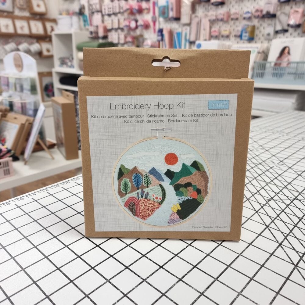Mountain View - Embroidery Hoop Craft Kit