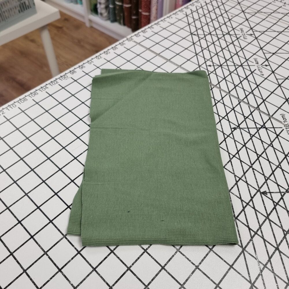 Sage Ribbing - REMNANT - 35cm x 30cm