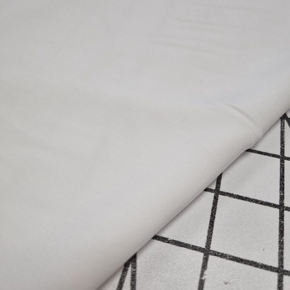 White Viscose - REMNANT - 92cm x 140cm