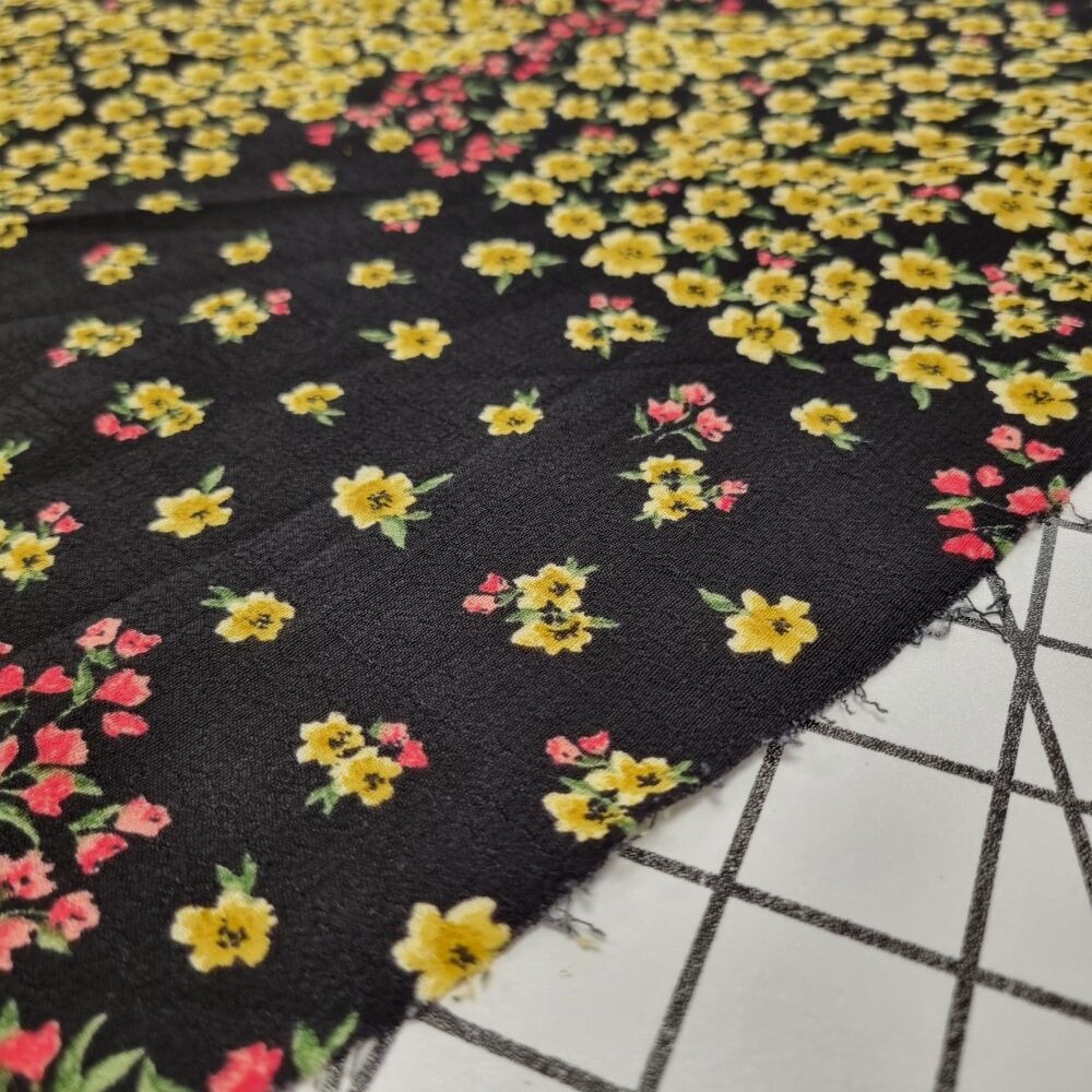 Sweeping Floral Viscose - REMNANT - 56cm x 140cm