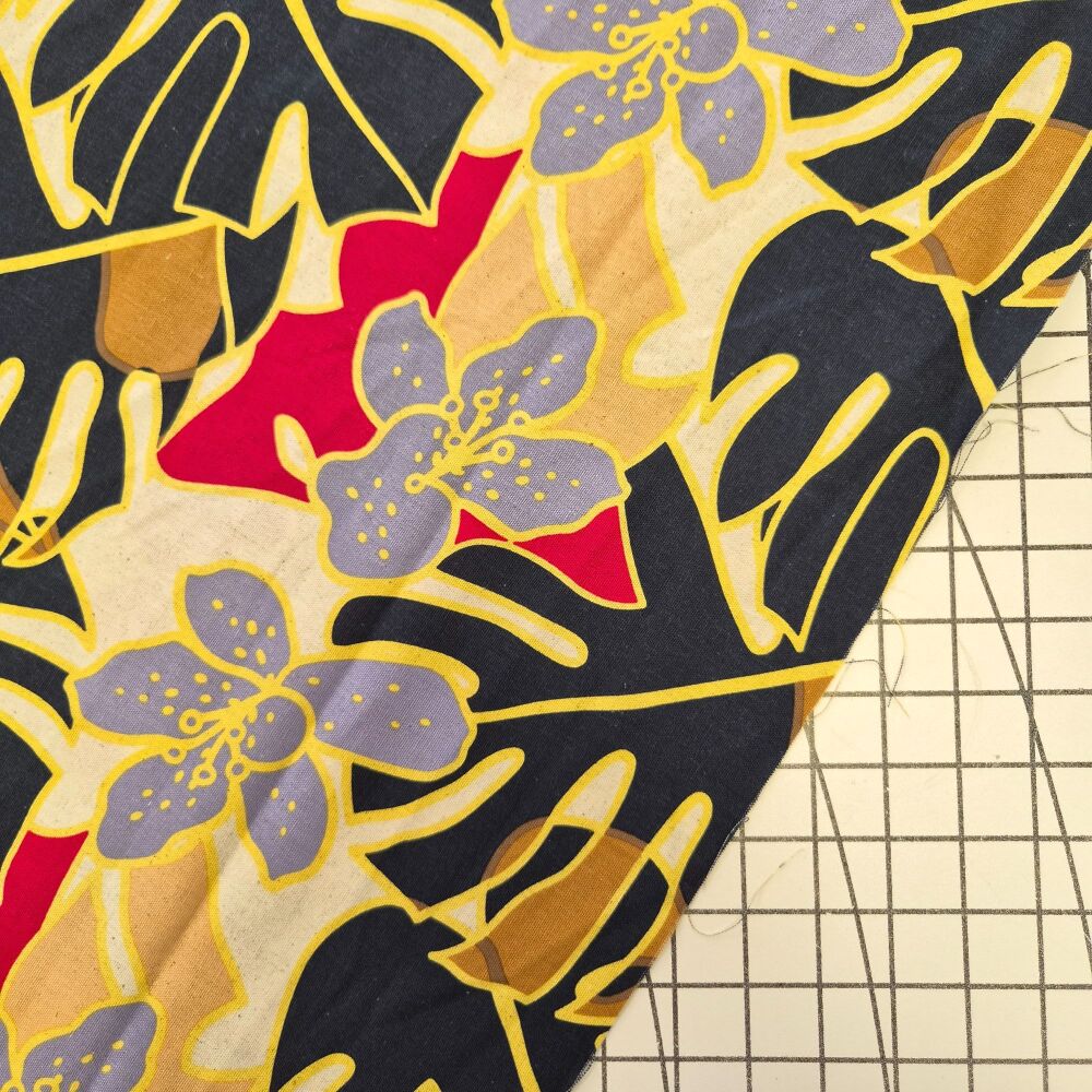 Graphic Bloom - Viscose Linen