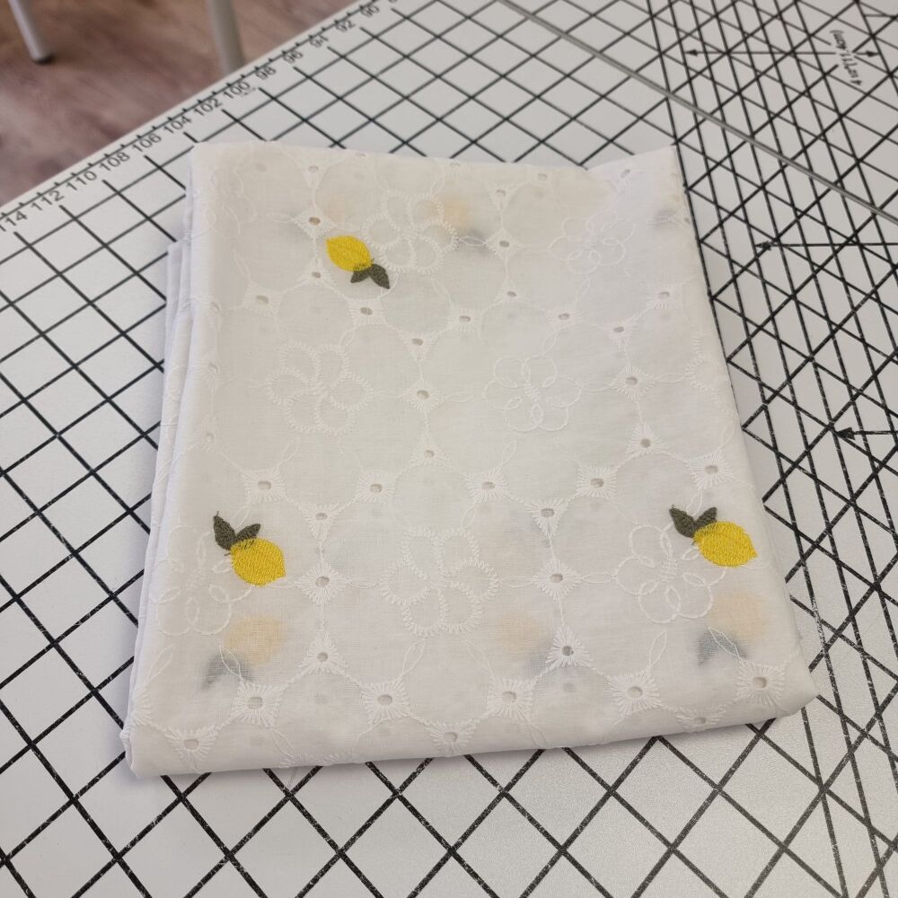 Lemons Broderie Anglaise - REMNANT - 114cm x 140cm