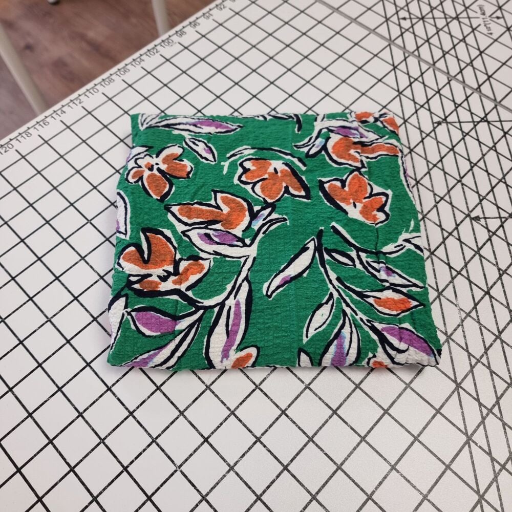 Green Printed Leaves Viscose - REMNANT - 78cm x 130cm